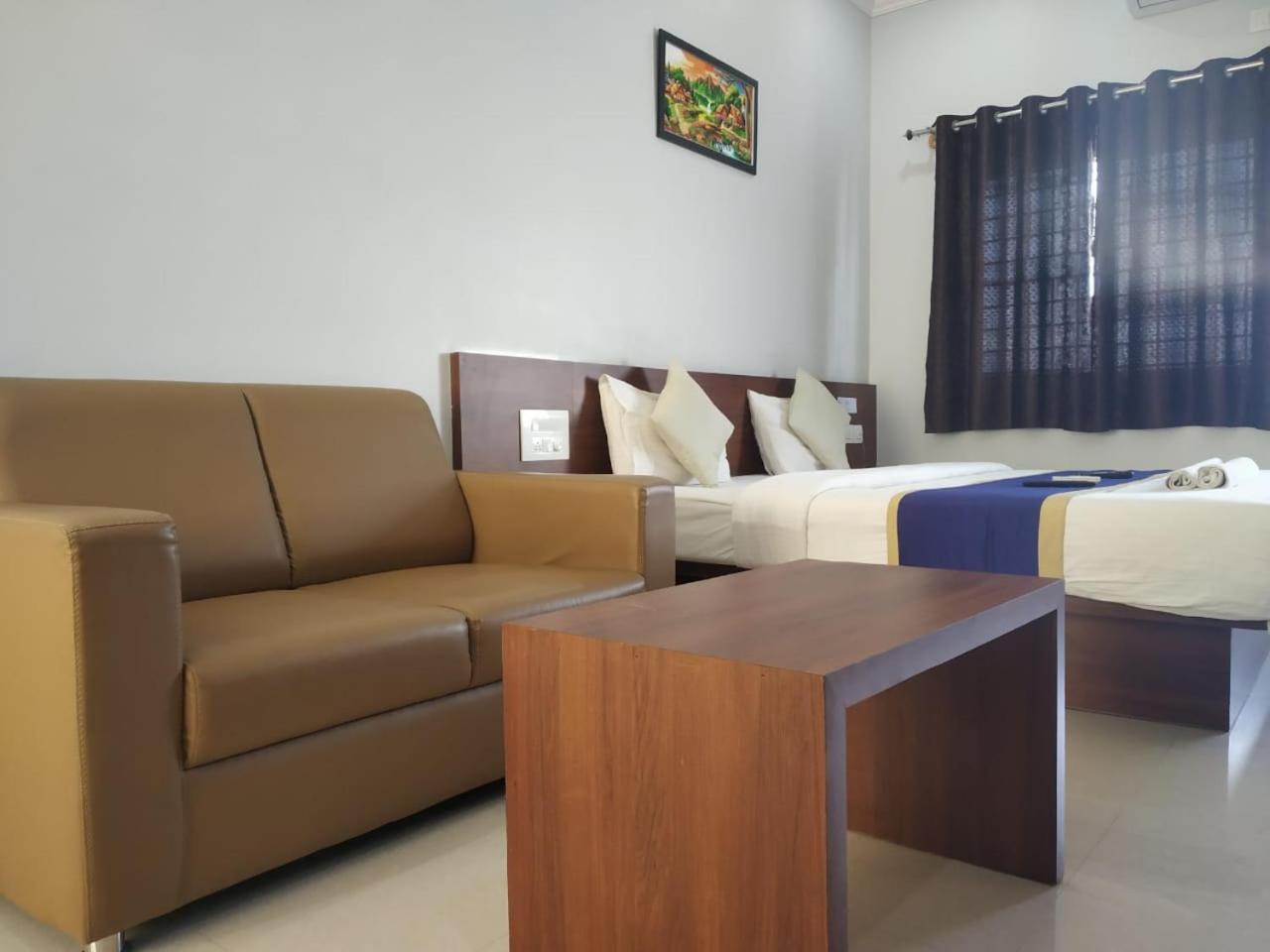 Hotel Gateway Suites Bangalore Airport Yelahanka Zewnętrze zdjęcie