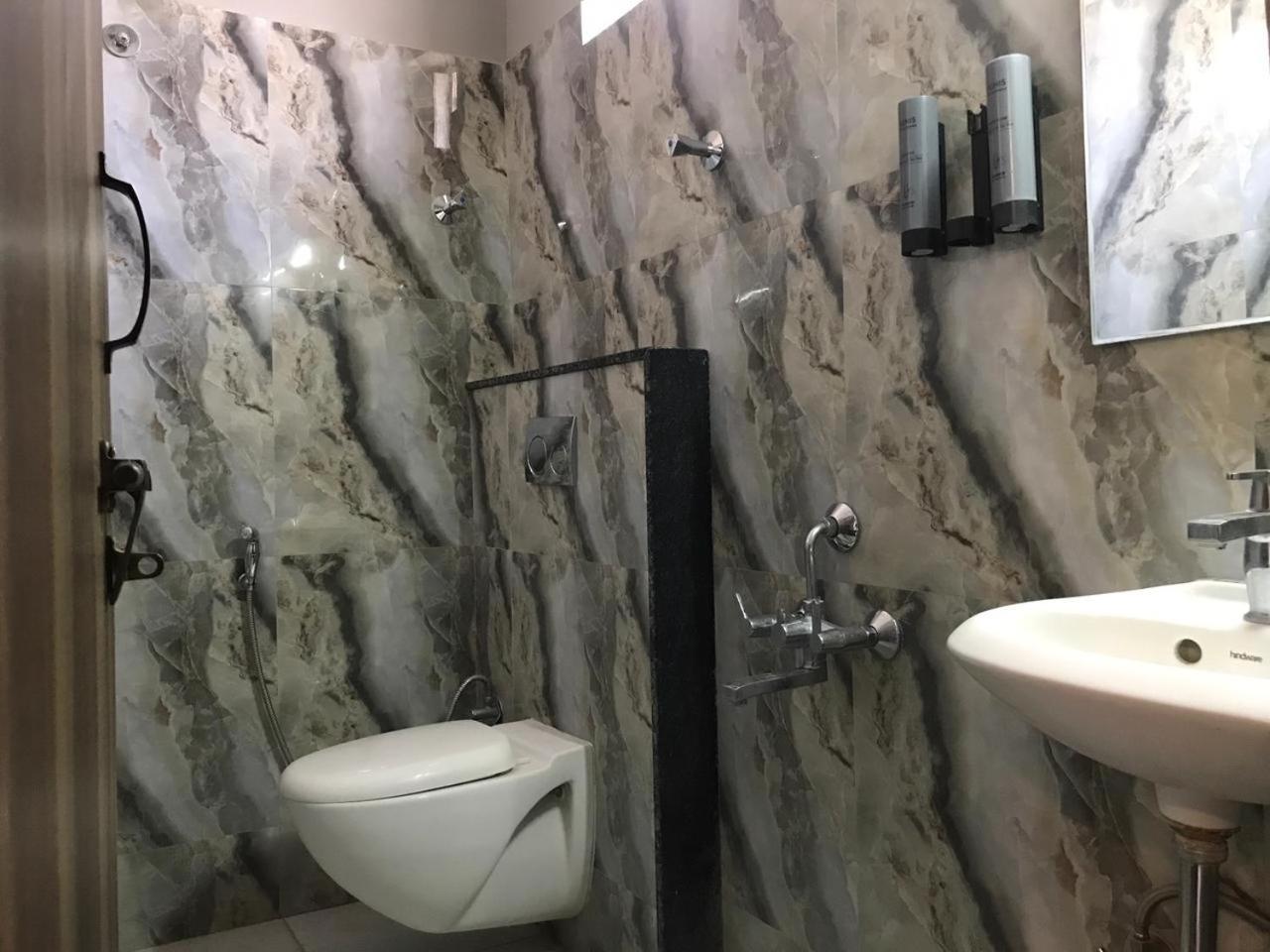 Hotel Gateway Suites Bangalore Airport Yelahanka Zewnętrze zdjęcie