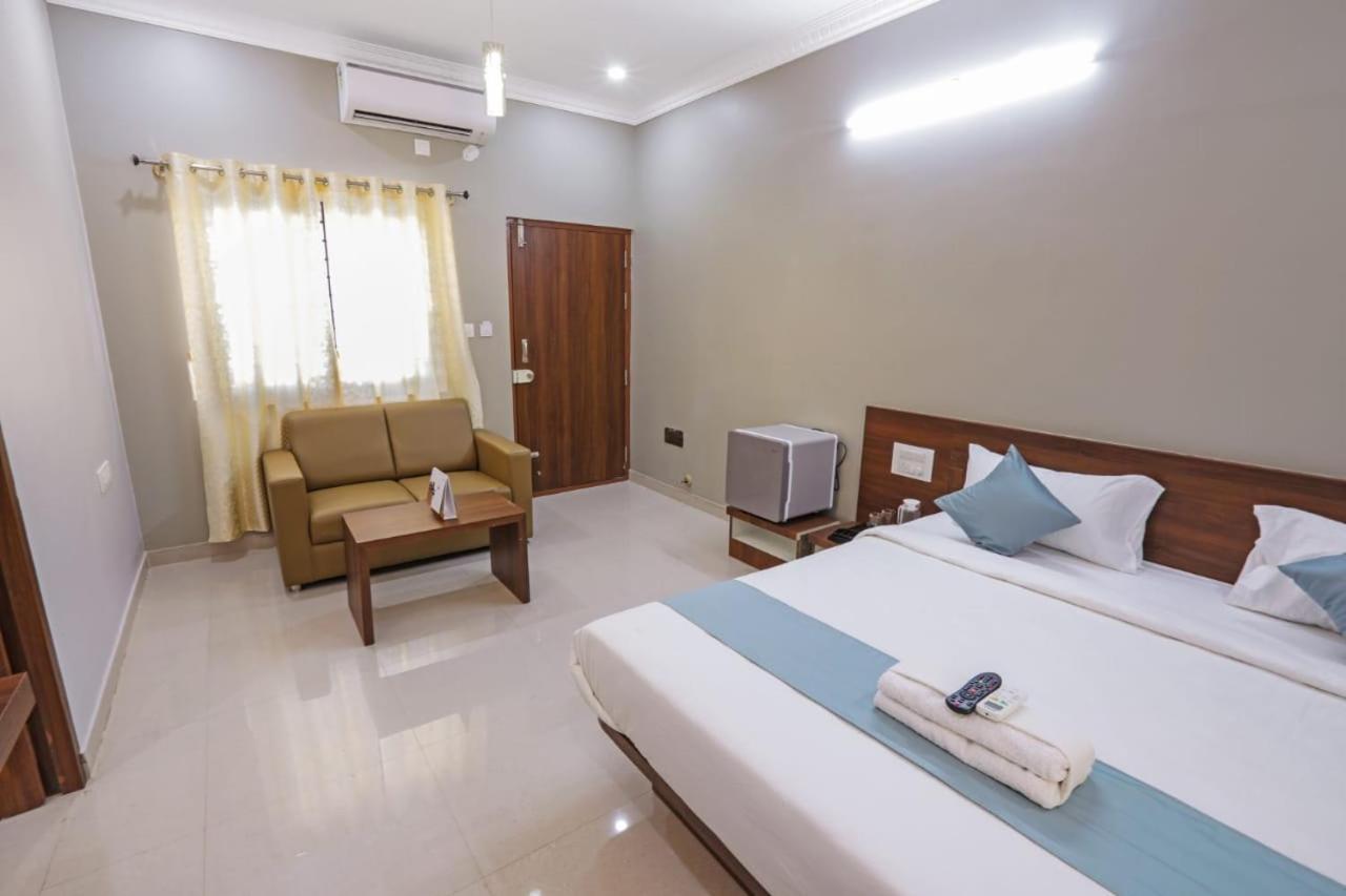 Hotel Gateway Suites Bangalore Airport Yelahanka Zewnętrze zdjęcie